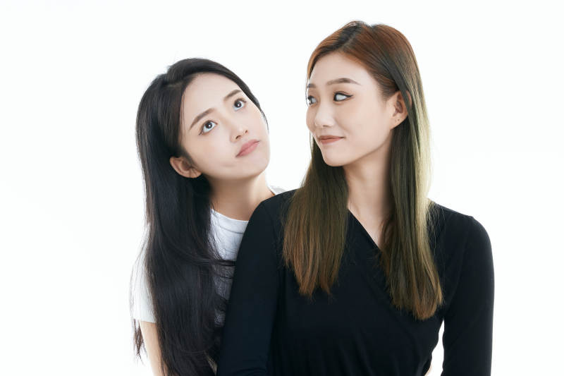 可爱的亚洲闺蜜少女图片