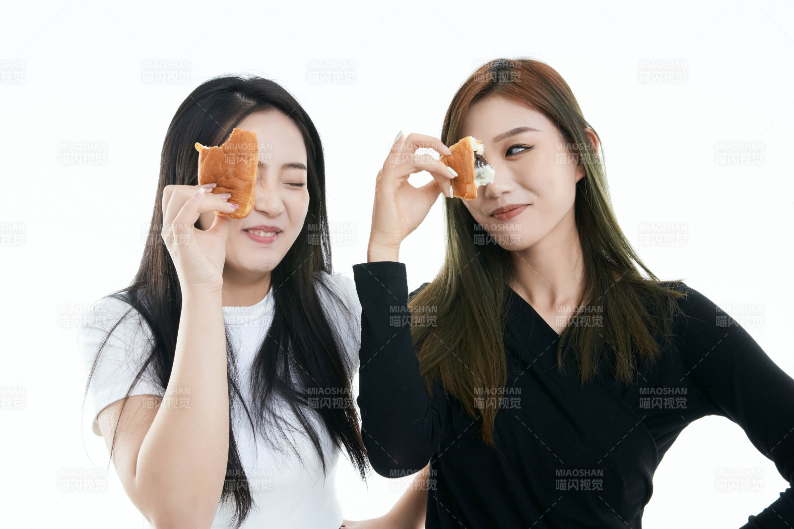 可爱的亚洲闺蜜少女图片