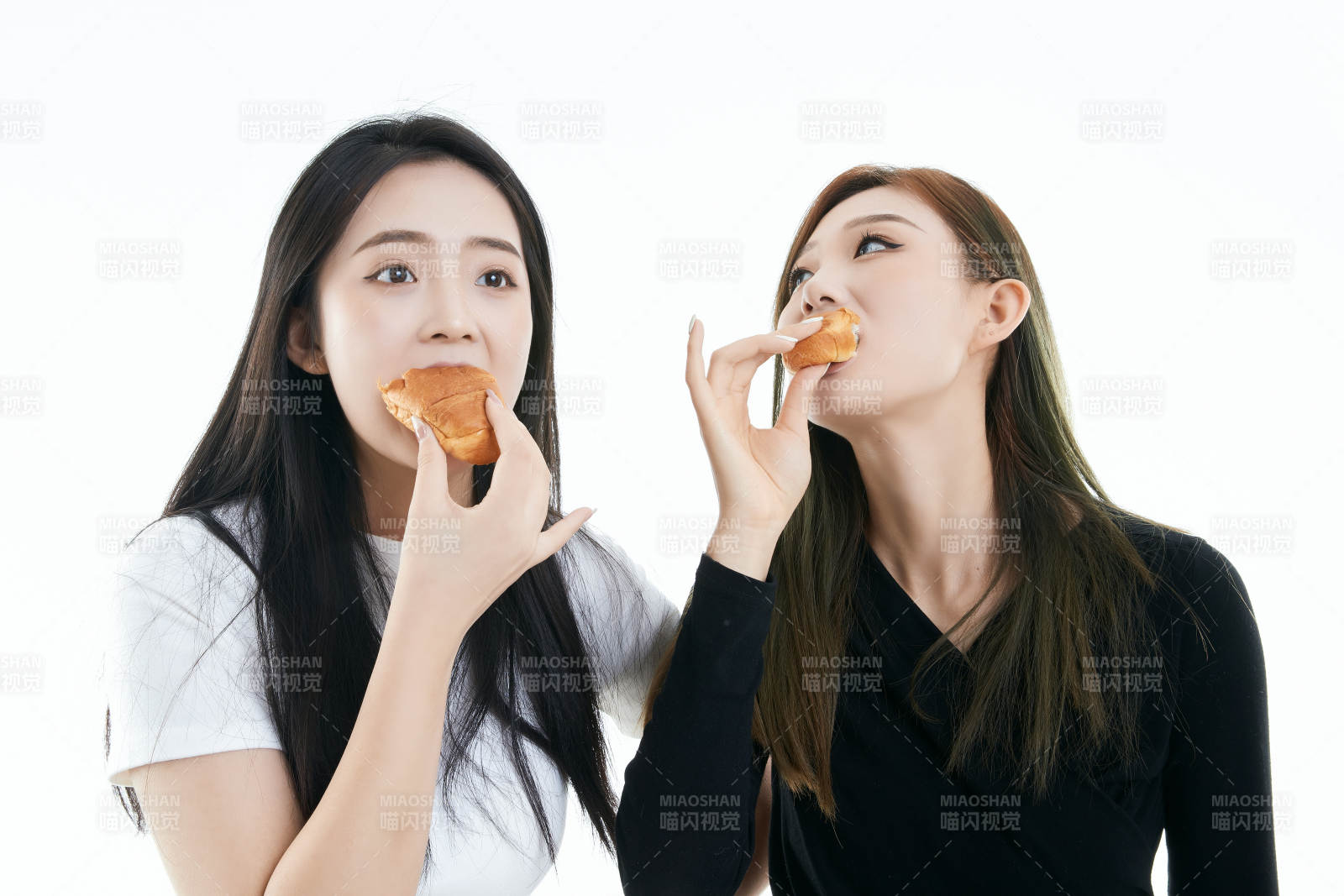 可爱的亚洲闺蜜少女图片