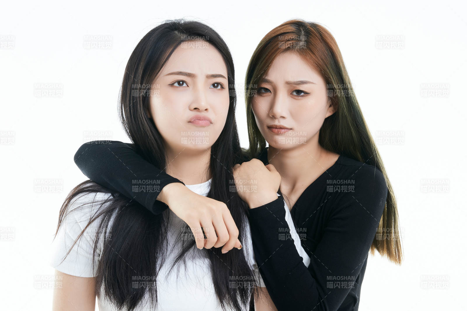 可爱的亚洲闺蜜少女图片