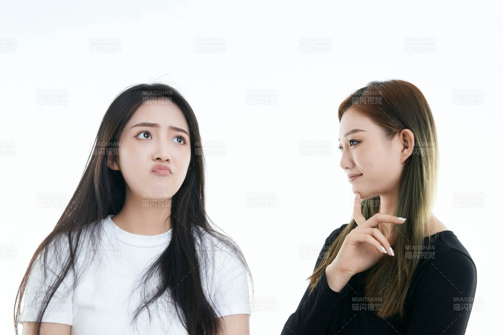 可爱的亚洲闺蜜少女图片