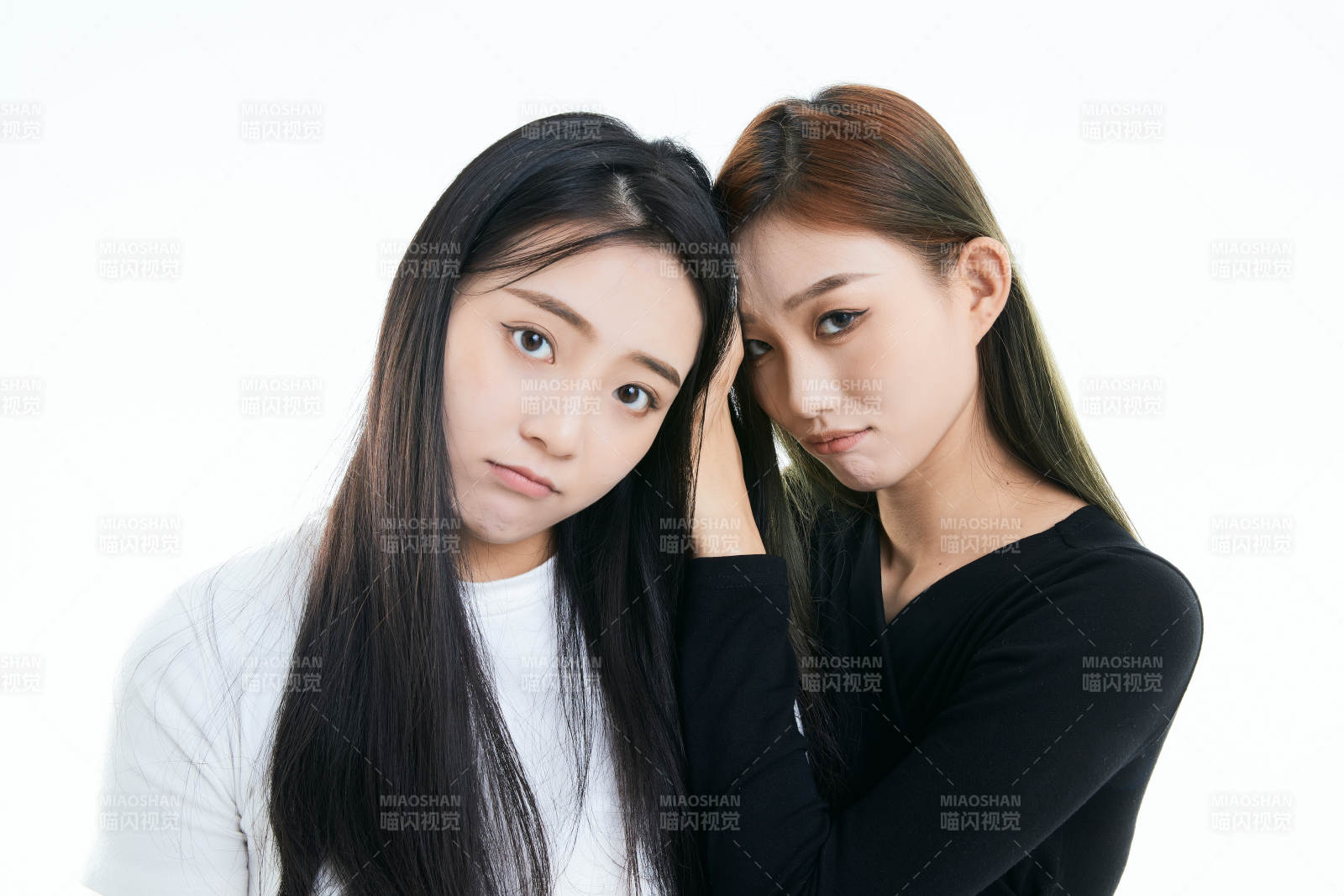 可爱的亚洲闺蜜少女图片