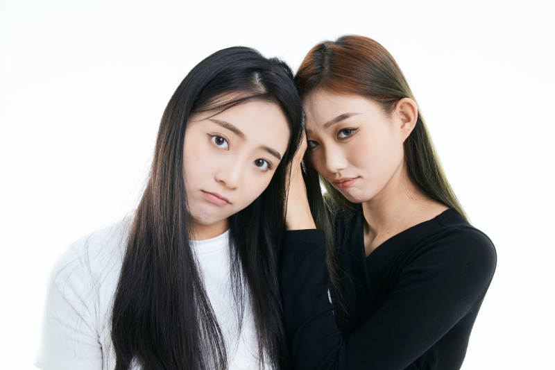 可爱的亚洲闺蜜少女图片