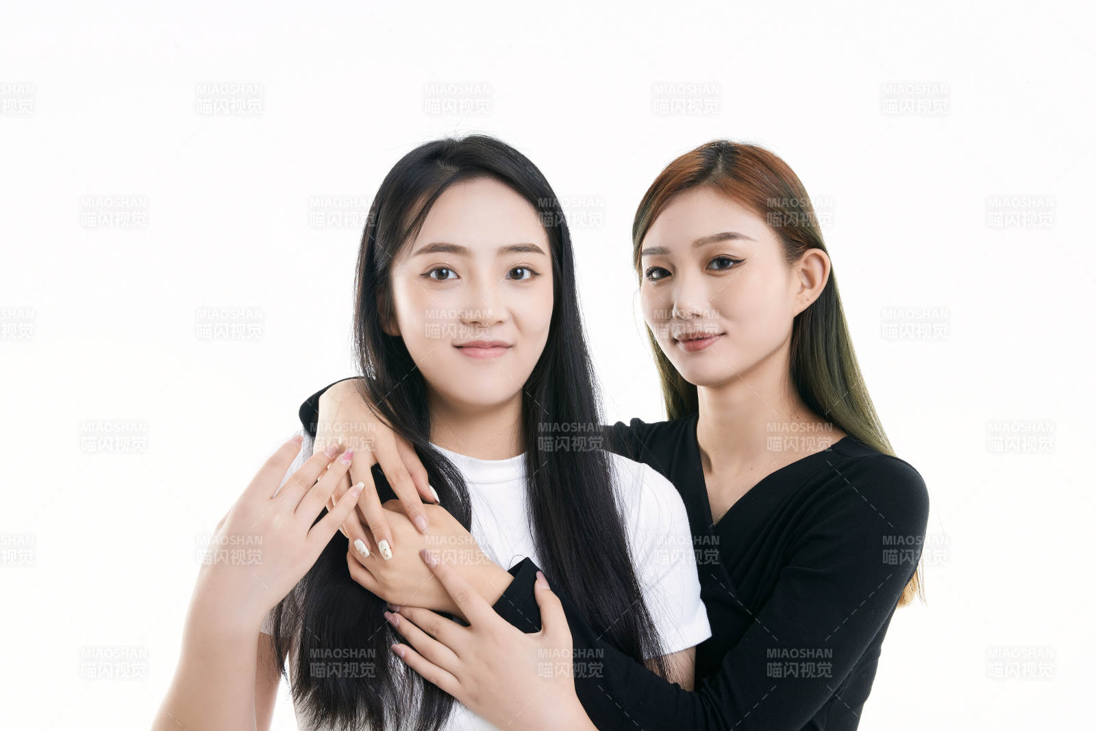 可爱的亚洲闺蜜少女图片