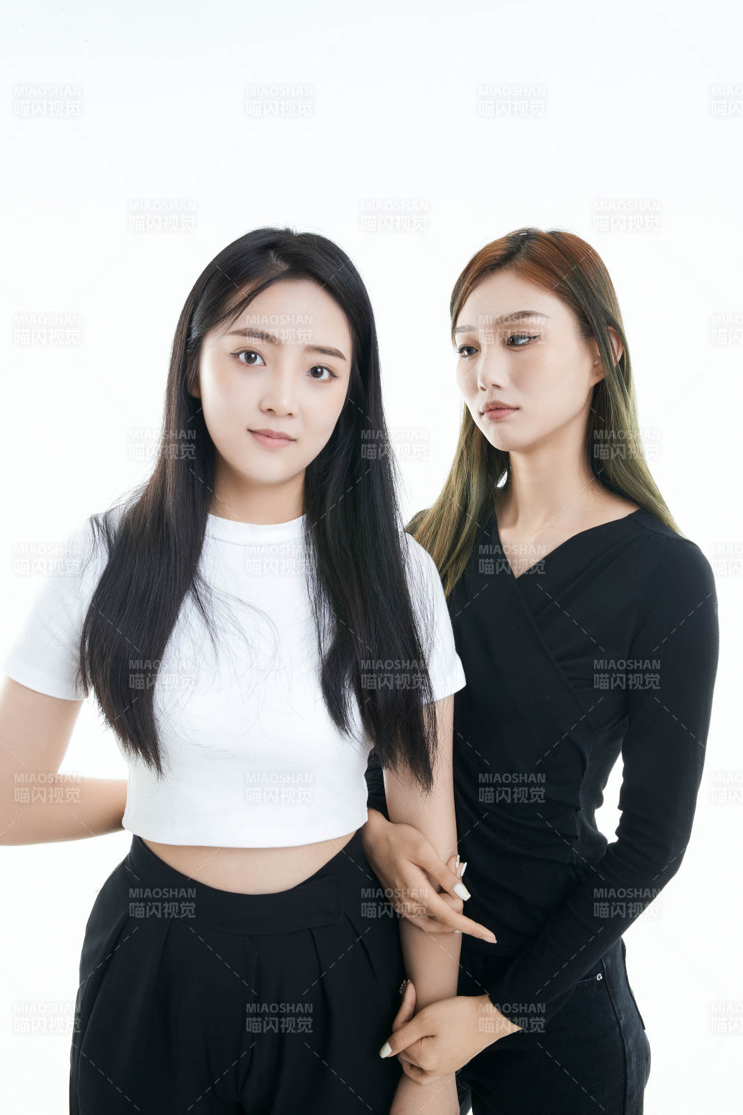 可爱的亚洲闺蜜少女图片