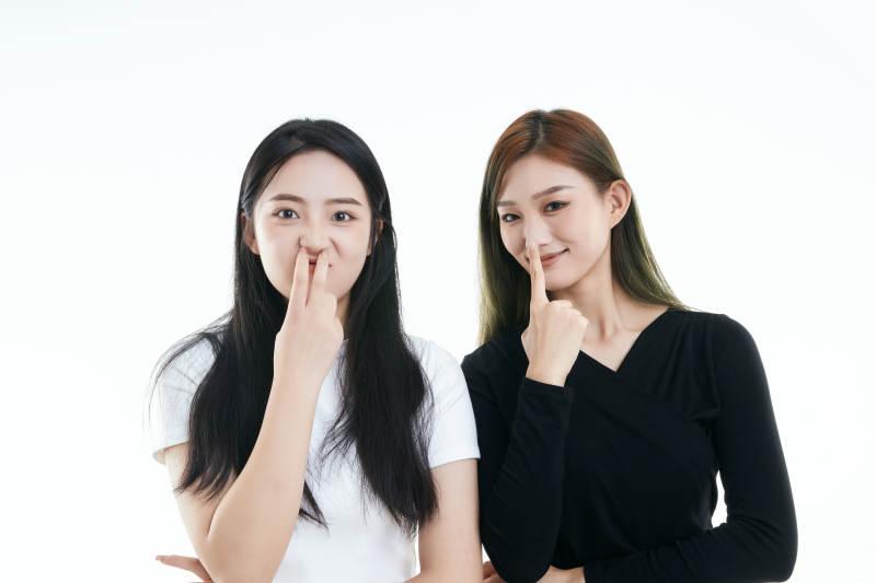 可爱的亚洲闺蜜少女图片