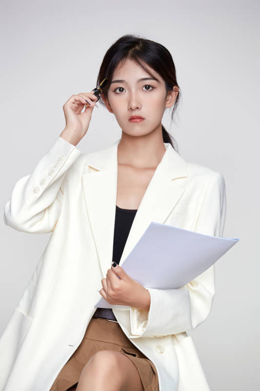 商务职业女性文员公关图片