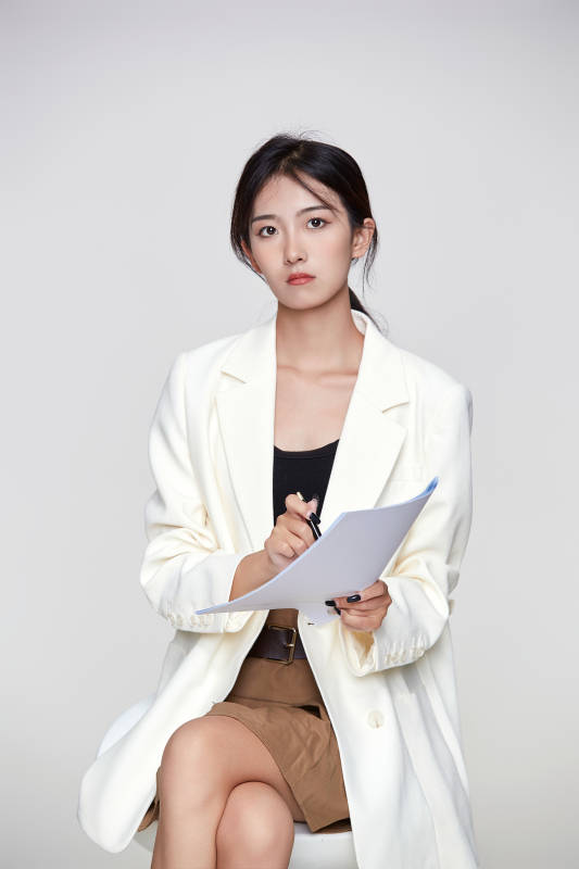 商务职业女性文员公关图片