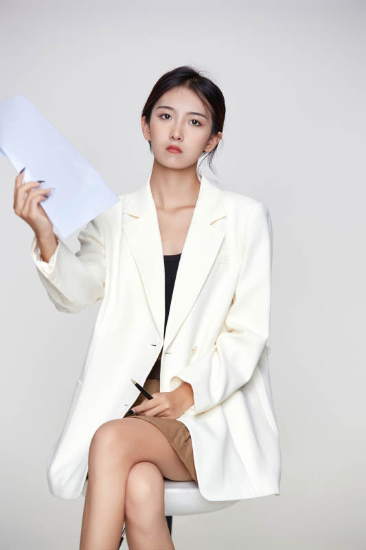 商务职业女性文员公关图片