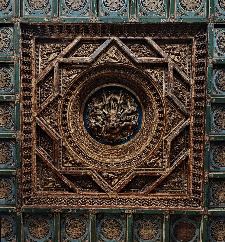 龙纹雕花天花板图片