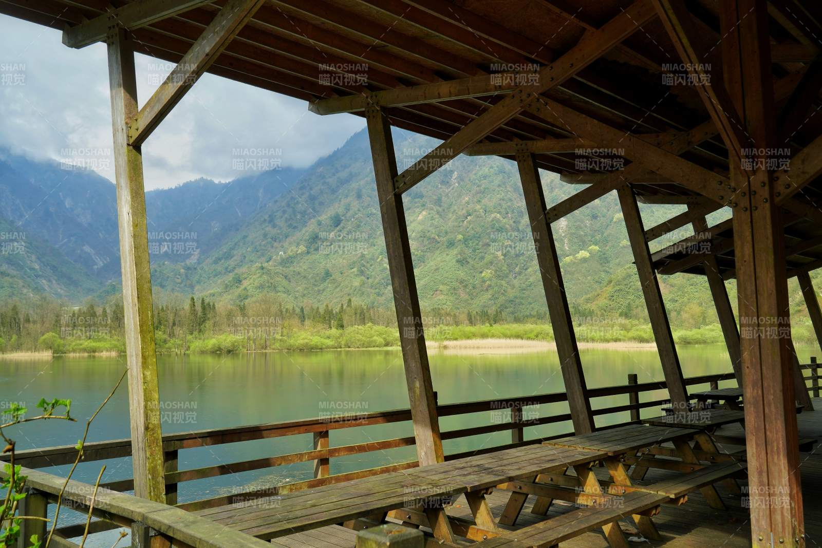 龙池山水亭台静谧景图片