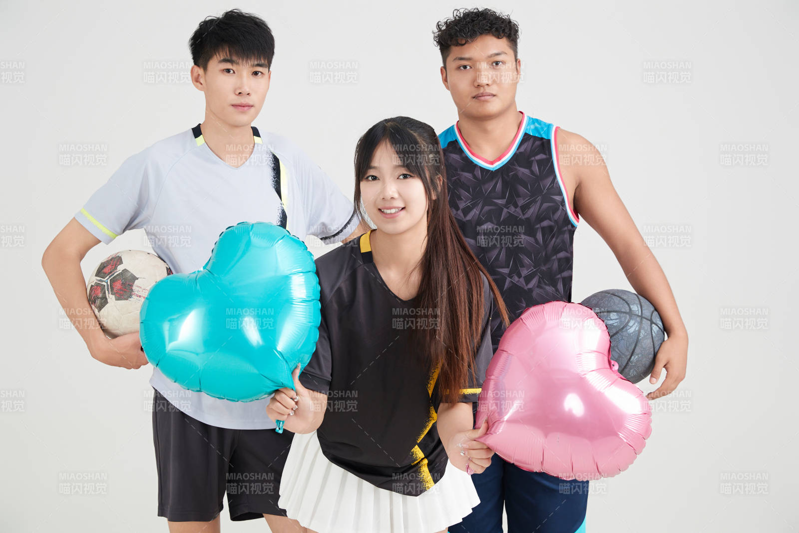 足球 篮球运动员以及拉拉队长形象图片