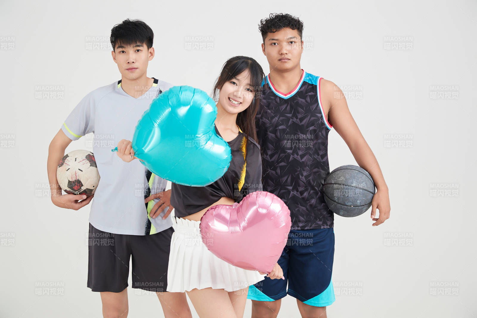 足球 篮球运动员以及拉拉队长形象图片