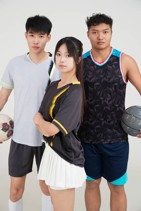 足球 篮球运动员以及拉拉队长形象图片