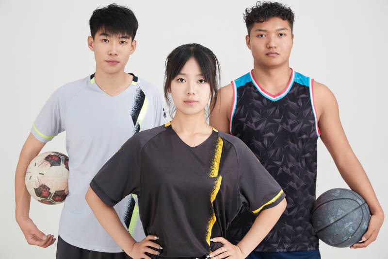 足球 篮球运动员以及拉拉队长形象图片