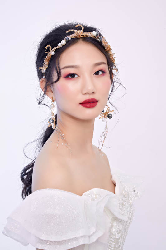 亚洲女性妆面图片