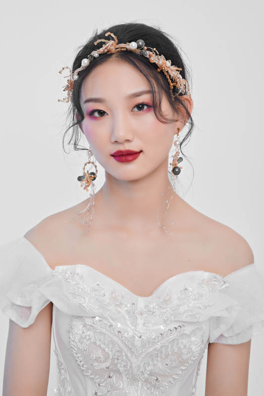 亚洲女性妆面图片