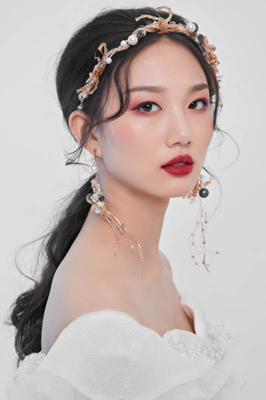 亚洲女性妆面图片