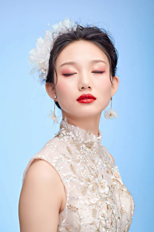 亚洲女性妆面图片