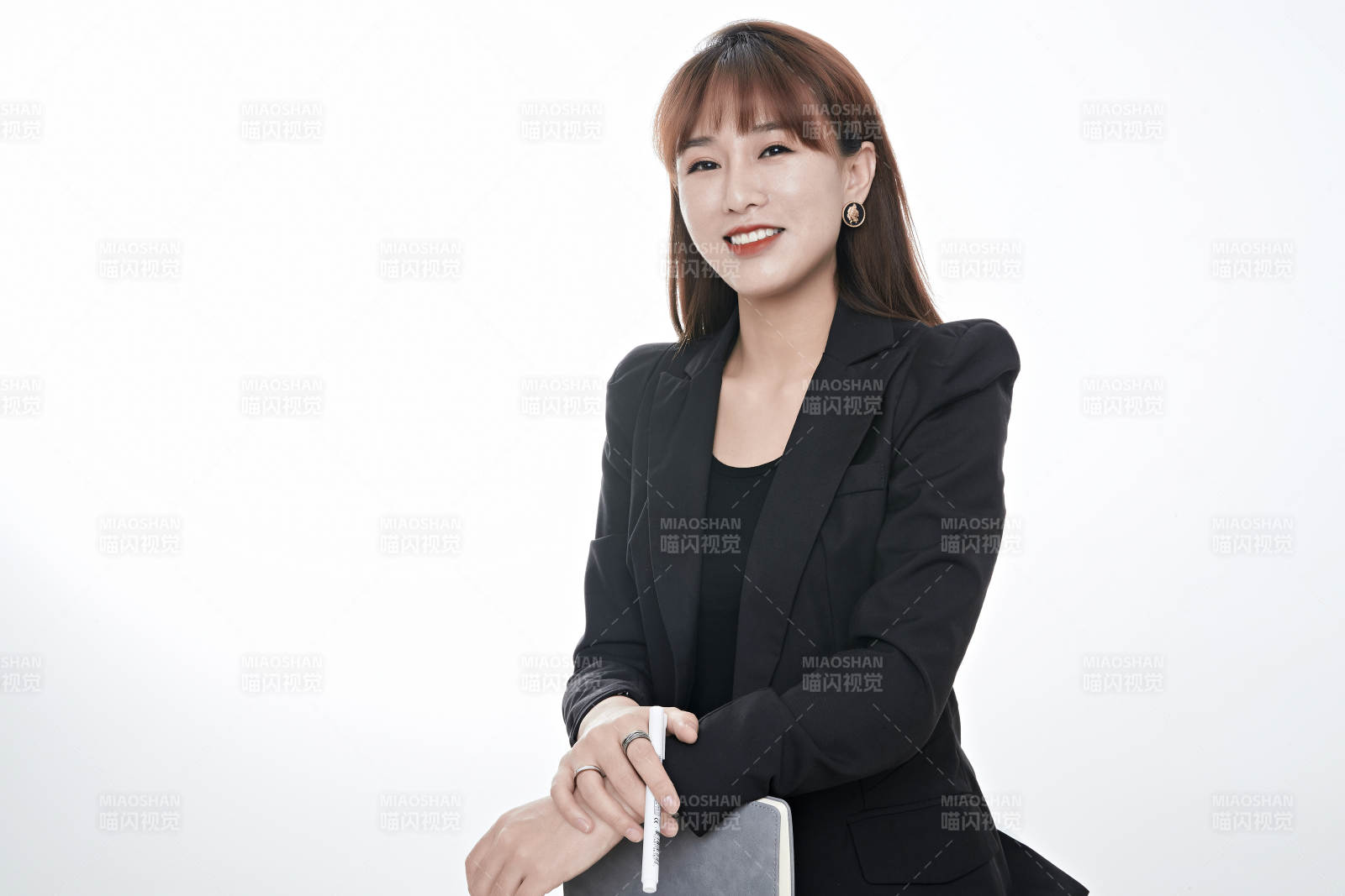 亚洲职业女性文员公关图片