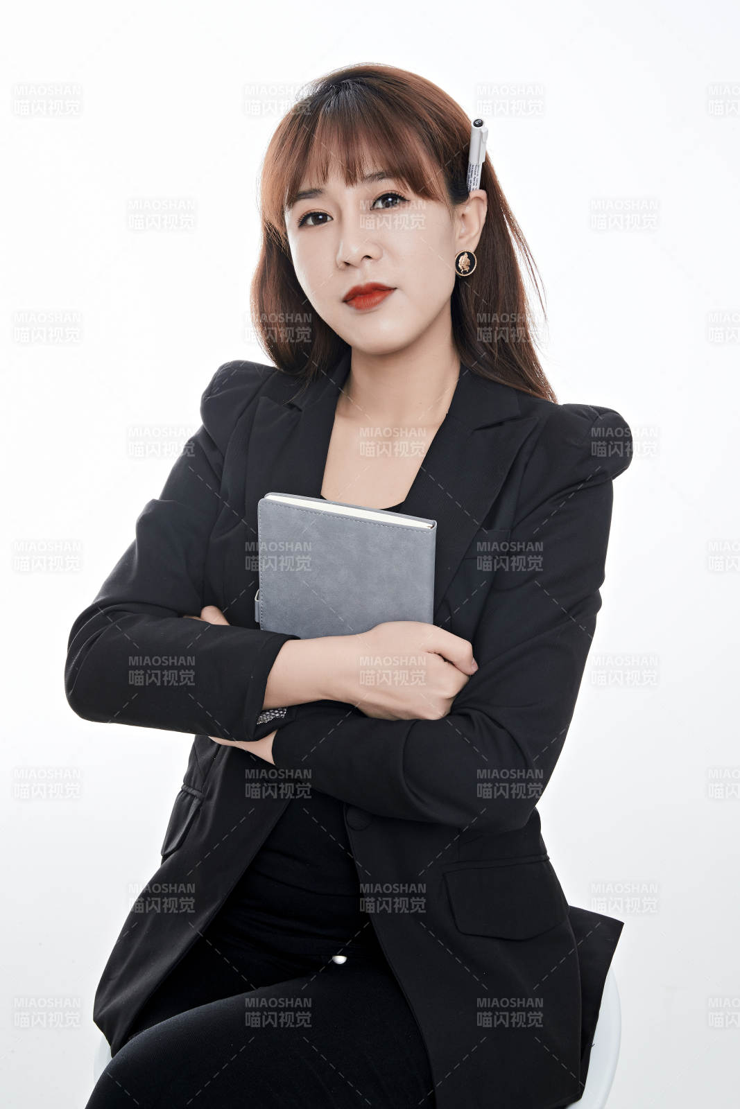 亚洲职业女性文员公关图片