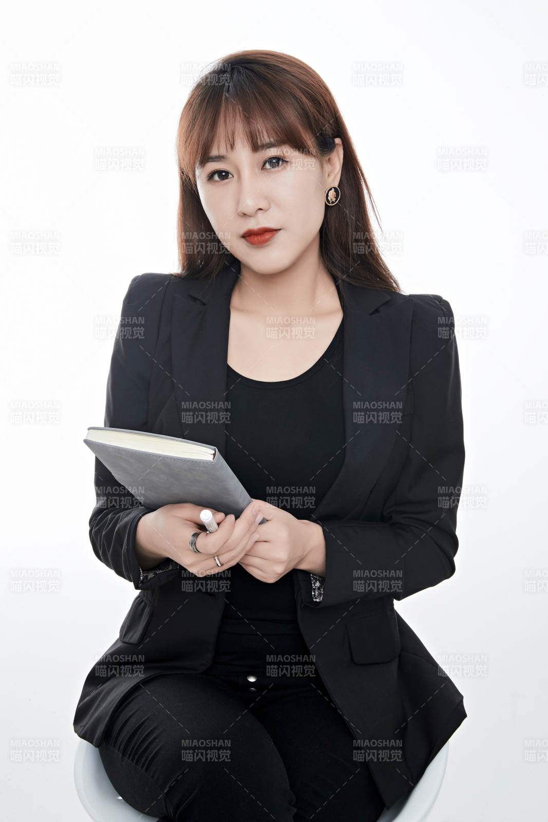 亚洲职业女性文员公关图片