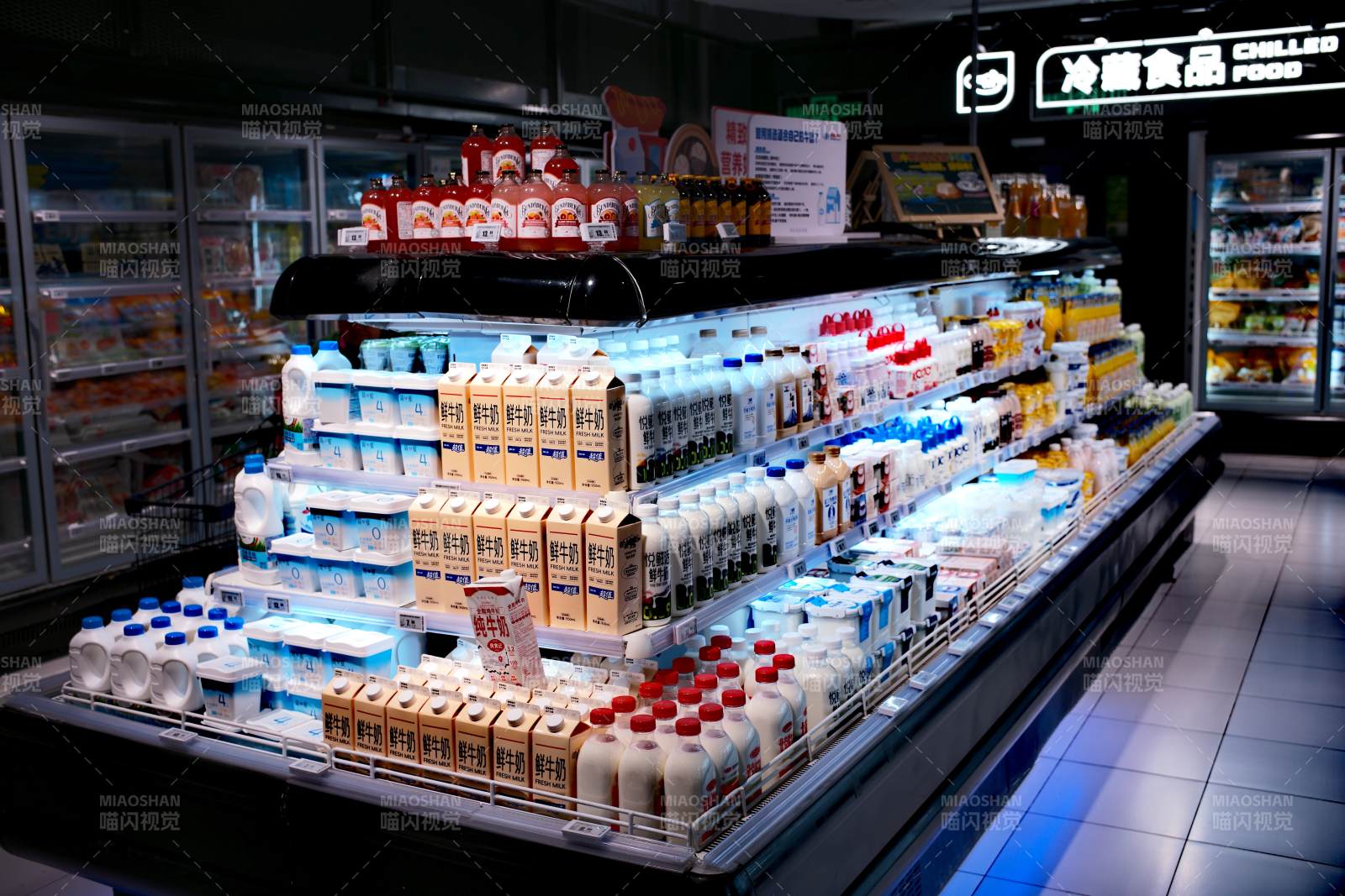 冷藏饮品陈列区图片