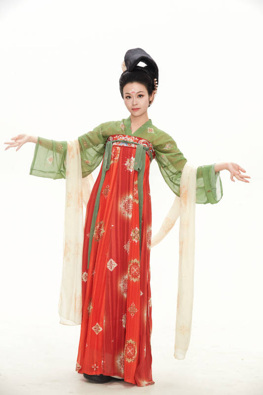 大唐风韵女性古装妆容造型图片