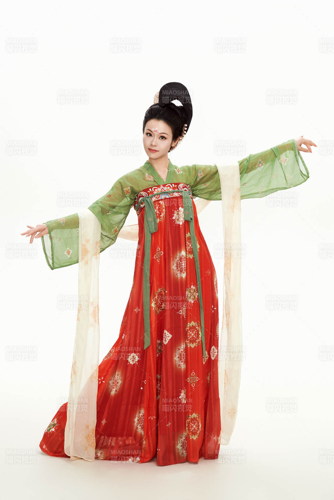 大唐风韵女性古装妆容造型图片