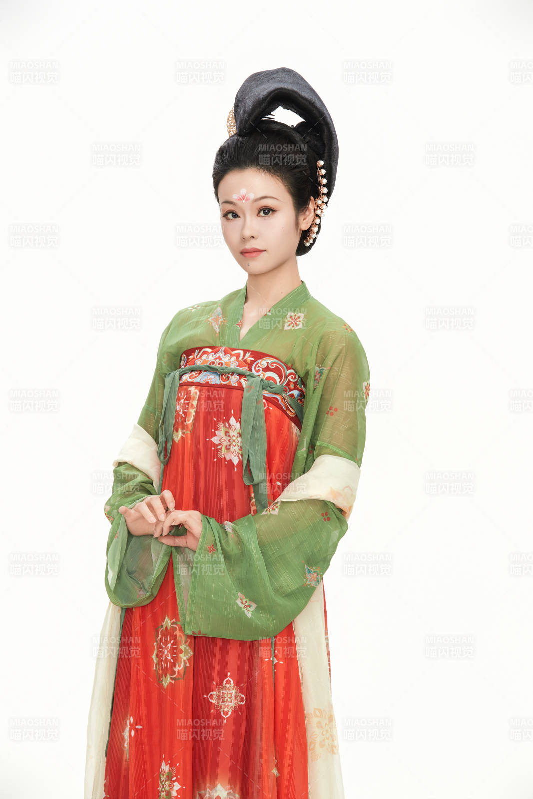 大唐风韵女性古装妆容造型图片