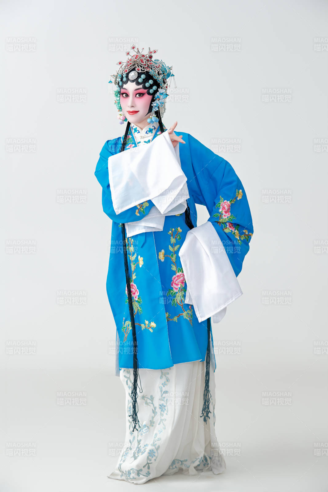 国粹戏曲京剧昆曲青衣旦角形象的女性演员图片