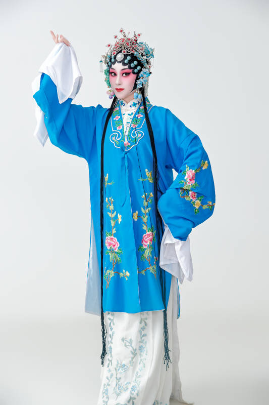 国粹戏曲京剧昆曲青衣旦角形象的女性演员图片