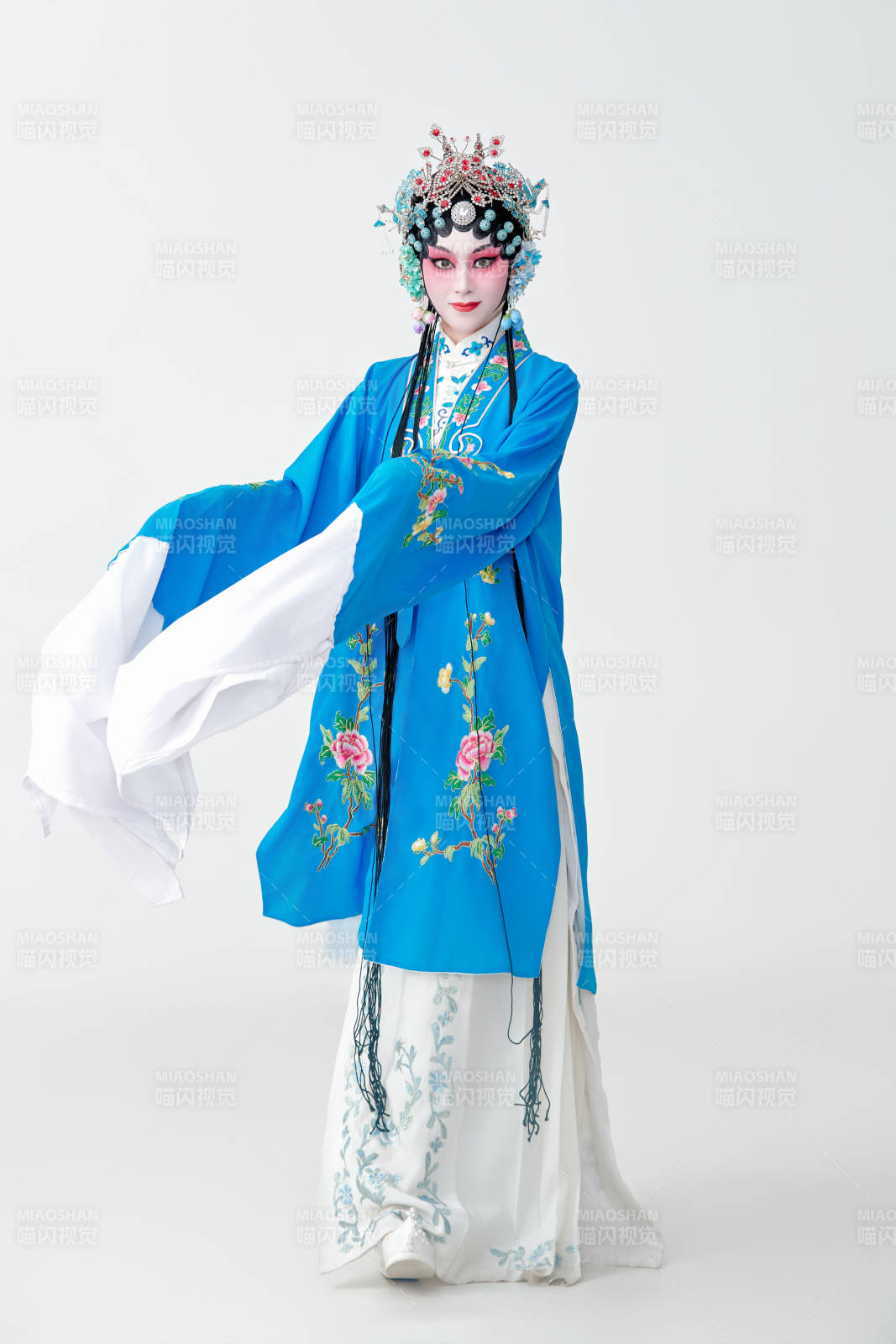 国粹戏曲京剧昆曲青衣旦角形象的女性演员图片