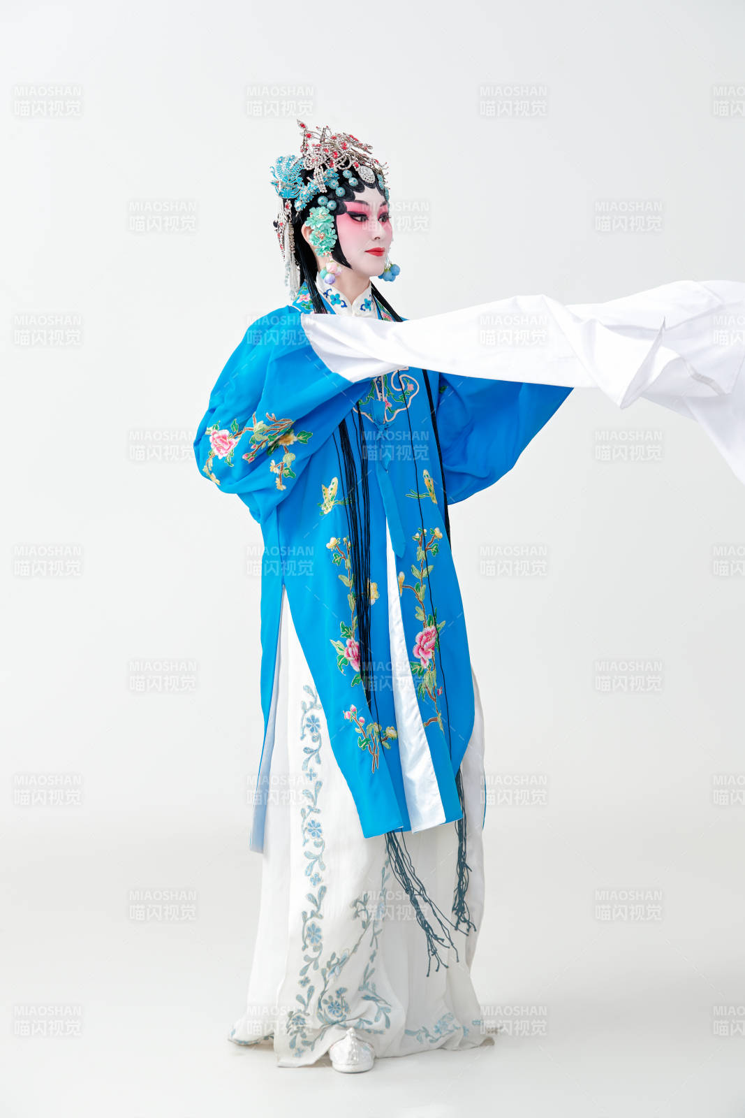 国粹戏曲京剧昆曲青衣旦角形象的女性演员图片