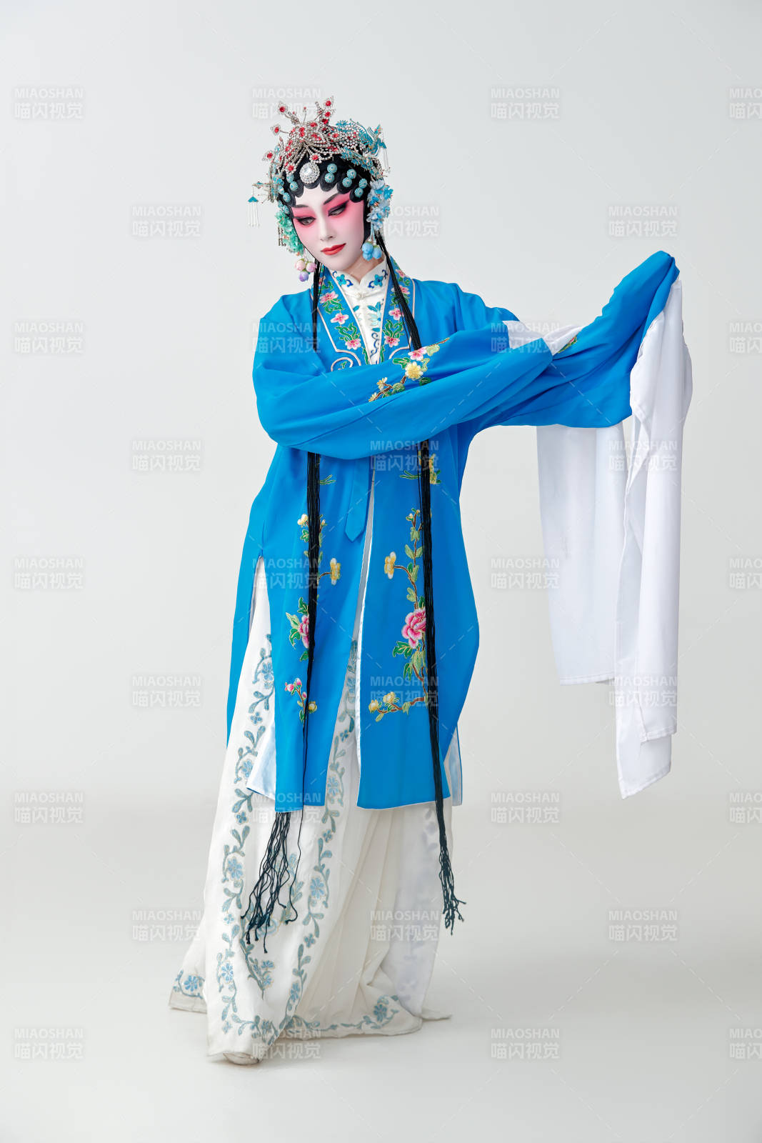 国粹戏曲京剧昆曲青衣旦角形象的女性演员图片