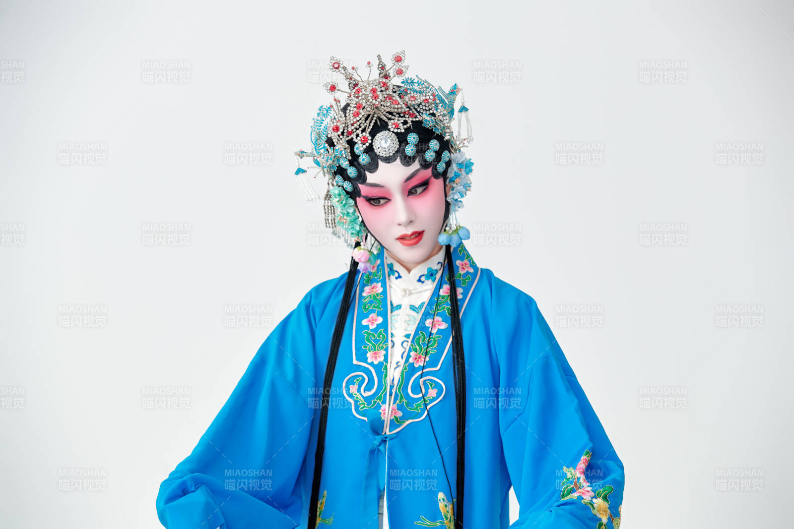 国粹戏曲京剧昆曲青衣旦角形象的女性演员图片