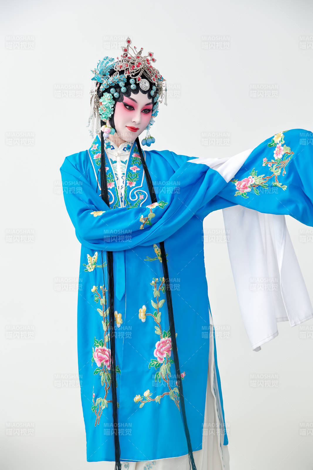 国粹戏曲京剧昆曲青衣旦角形象的女性演员图片