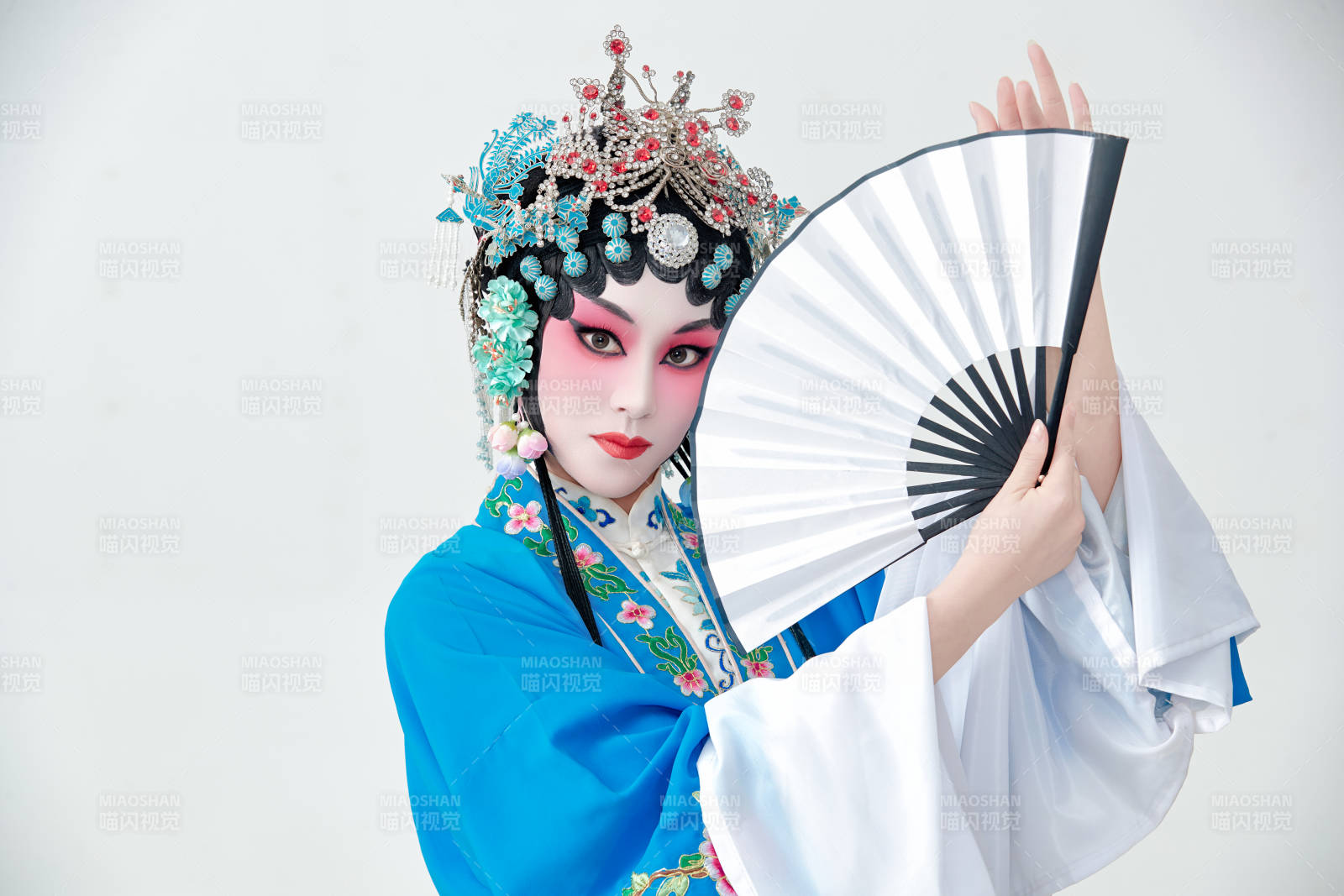 国粹戏曲京剧昆曲青衣旦角形象的女性演员图片