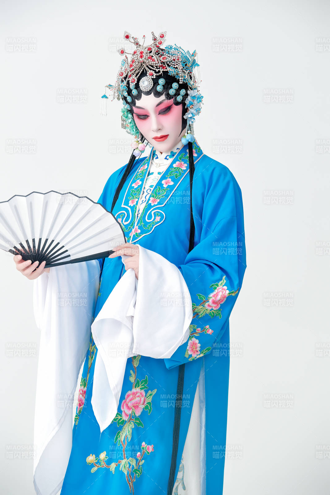 国粹戏曲京剧昆曲青衣旦角形象的女性演员图片