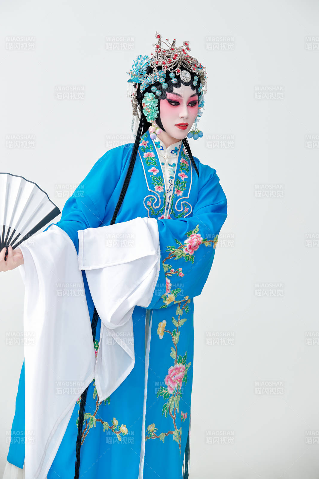 国粹戏曲京剧昆曲青衣旦角形象的女性演员图片