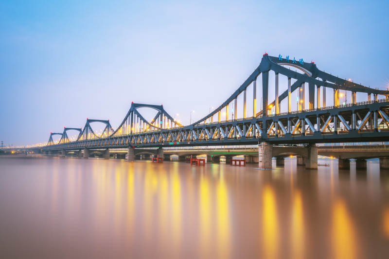 杭州大桥夜景倒影图片