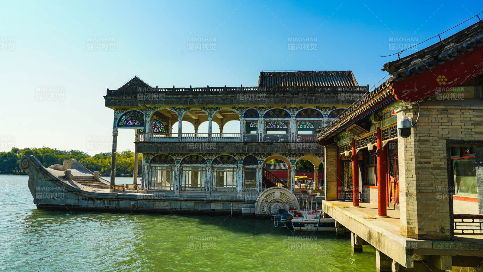 颐和园石舫建筑风光图片