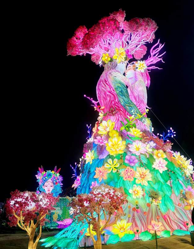 花海灯影美人图片