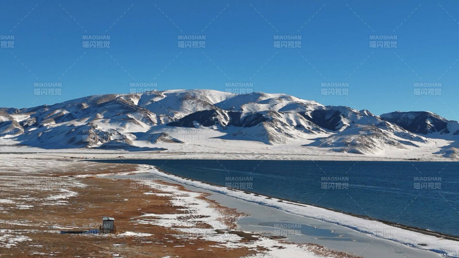 赛里木湖风光图片