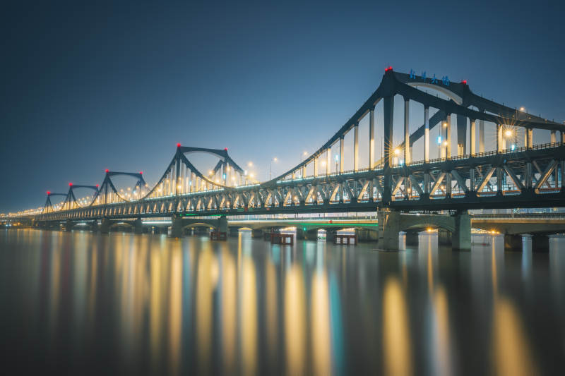 杭州彭埠大桥夜桥倒影图片