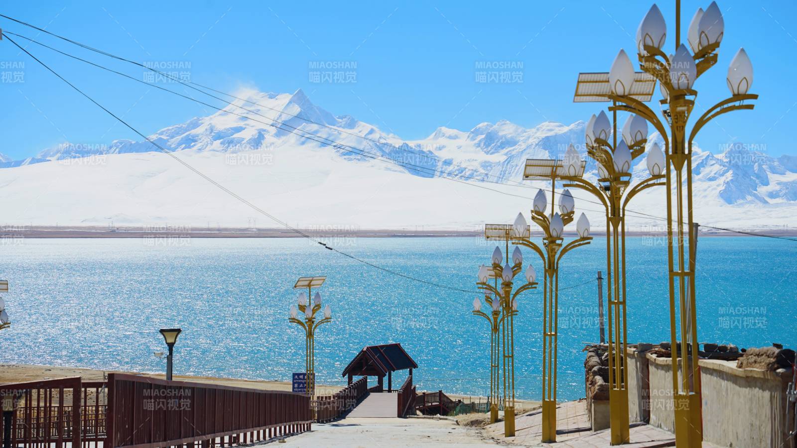 拉普村佩枯措图片