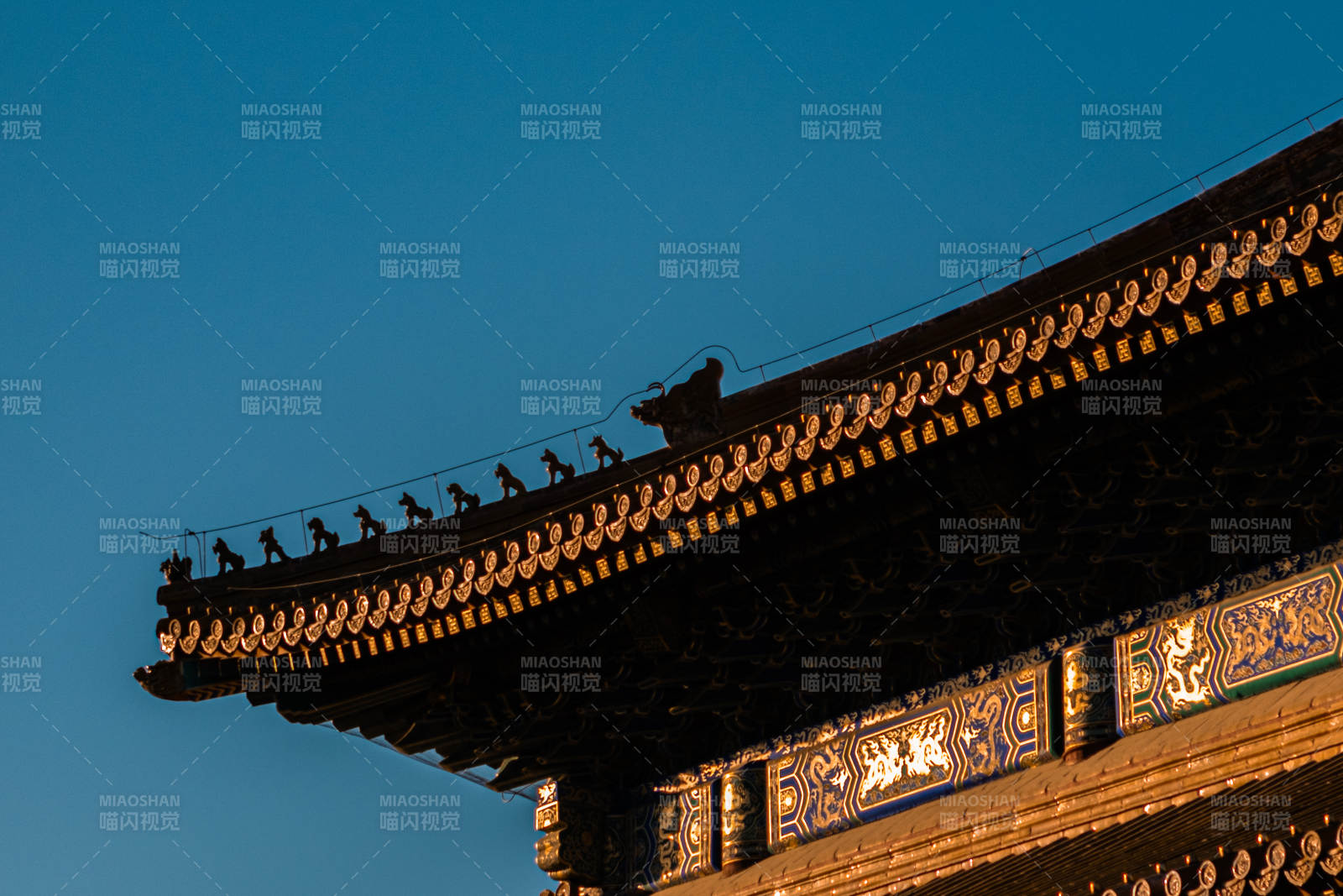 北京寿皇殿屋檐图片