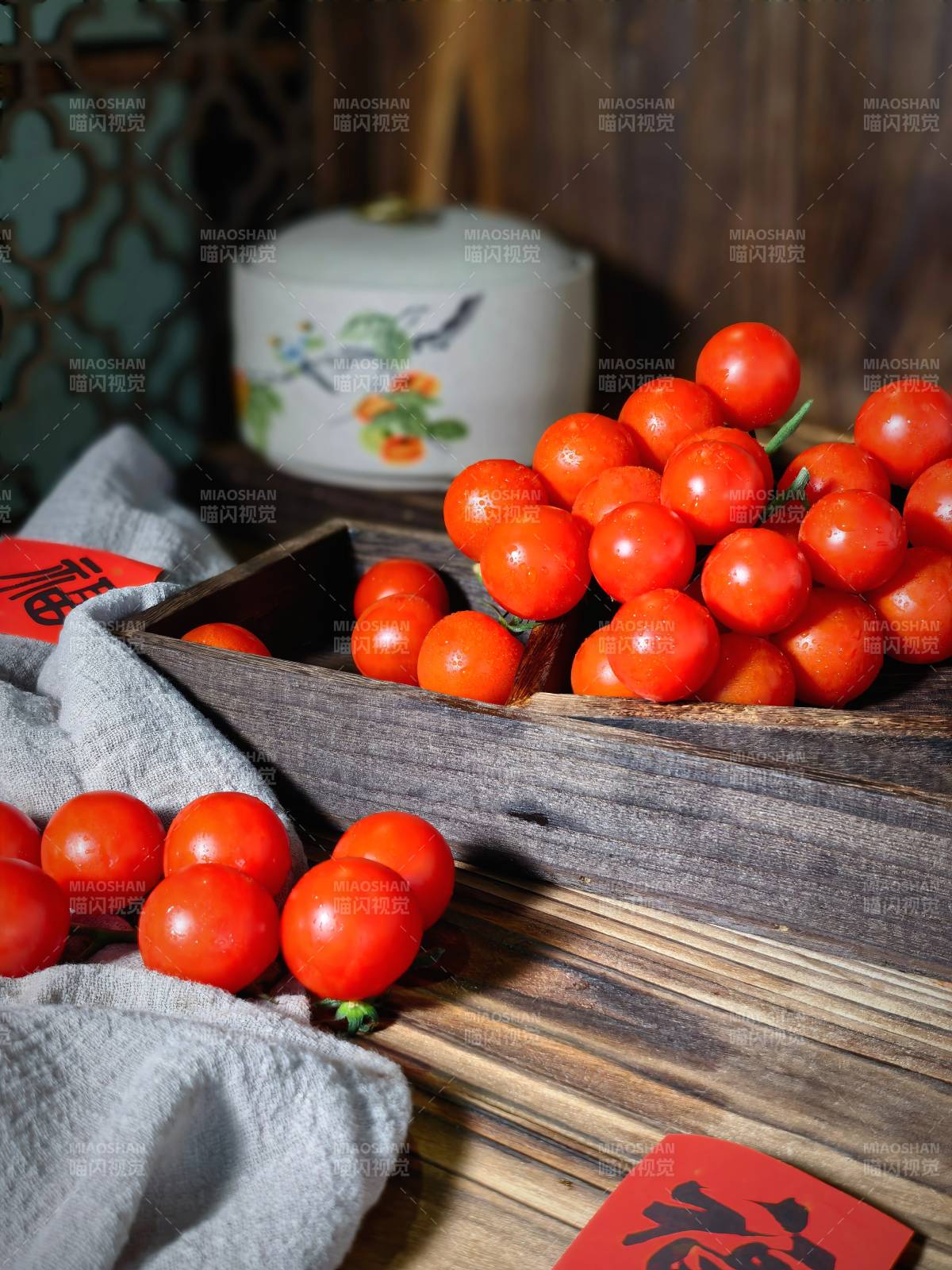 红果盈盒 福满人间图片