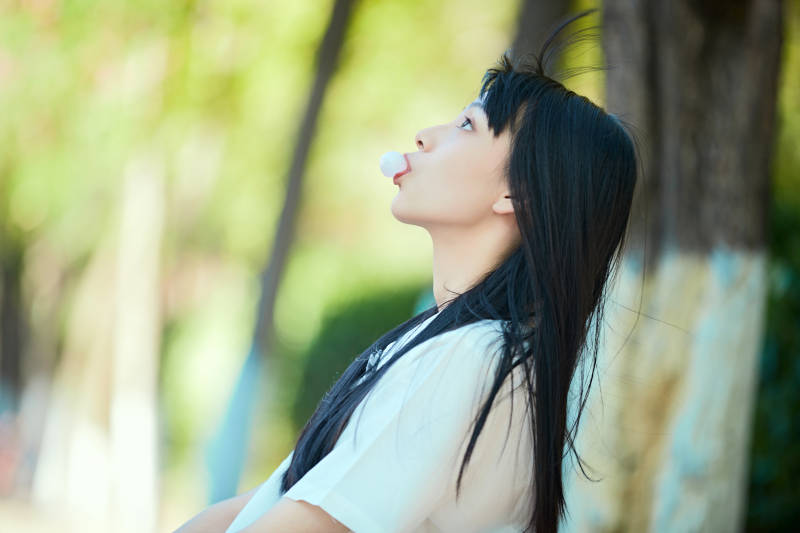 穿着日系JK制服的亚洲少女图片