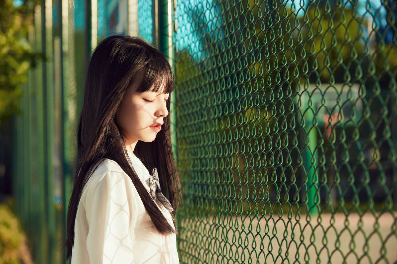 穿着日系JK制服的亚洲少女图片